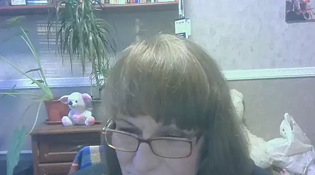 Manulyonok51 online show from December 18, 1:23 pm