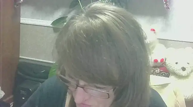 Manulyonok51 online show from January 4, 12:27 am