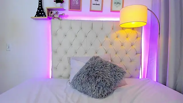 katy giil online show from September 29, 7:30 pm