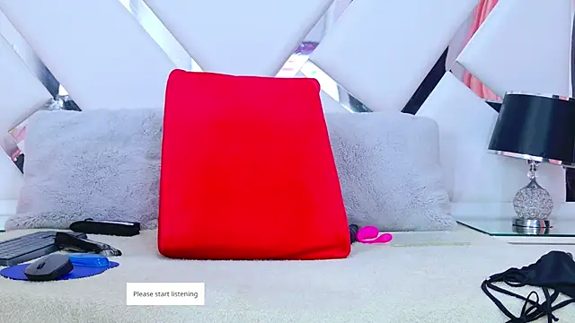 DahianaMoss online show from March 17, 11:42 am