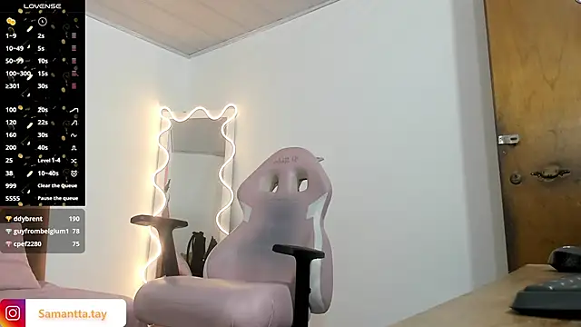 Snapshot of Samantta_tay chatting on January 14, 5:56 pm Samantta tay online show from January 14, 5:56 pm