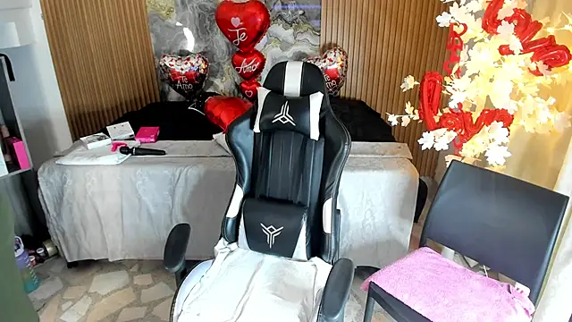 Danna topless online show from March 11, 12:00 pm