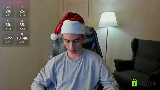 Snapshot of Ul_Tima chatting on December 8, 8:47 pm Ul Tima online show from December 8, 8:47 pm