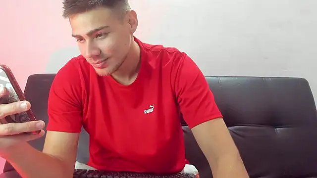 Snapshot of Brian_cx chatting on January 4, 3:49 pm Brian cx online show from January 4, 3:49 pm