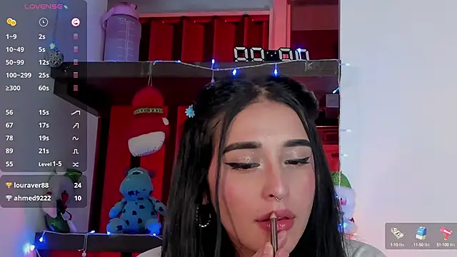 Snapshot of Charlotte_greys chatting on December 11, 3:35 am Charlotte greys online show from December 11, 3:35 am