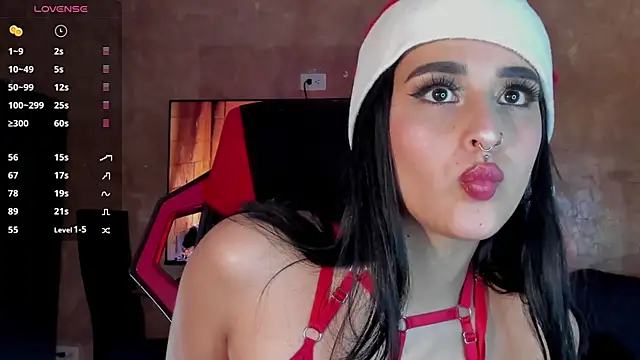 Snapshot of Charlotte_greys chatting on December 25, 1:42 am Charlotte greys online show from December 25, 1:42 am