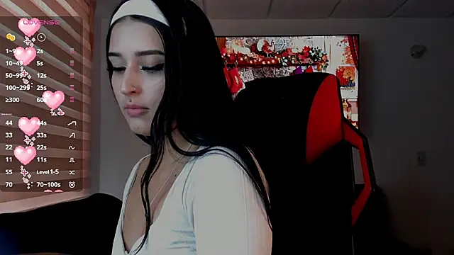 Charlotte greys online show from November 7, 9:15 pm