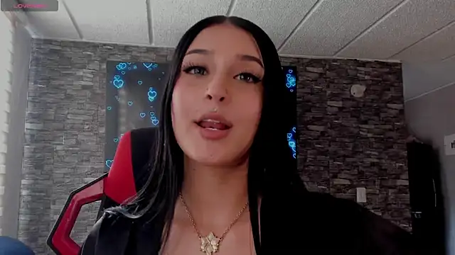 Charlotte greys online show from April 14, 8:59 pm