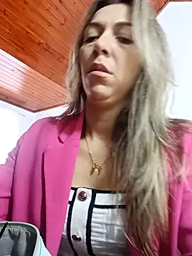 Snapshot of rachellboom chatting on December 14, 9:30 pm rachellboom online show from December 14, 9:30 pm