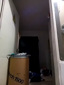 Snapshot of briyinabloom_ chatting on February 1, 2:58 am briyinabloom online show from February 1, 2:58 am