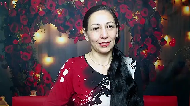 LiluGrants online show from February 21, 7:21 pm