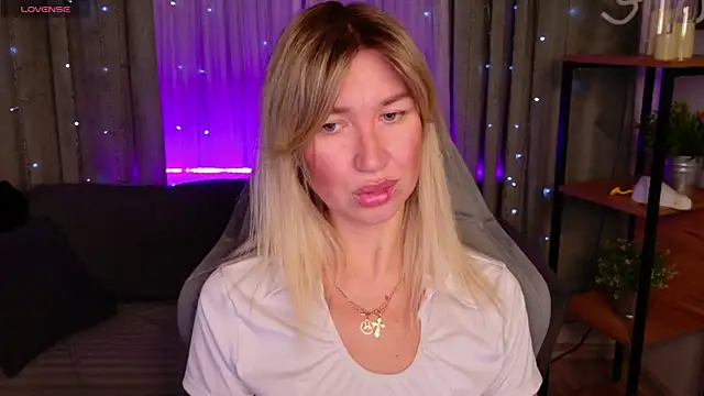 MilaBott online show from February 25, 7:12 pm