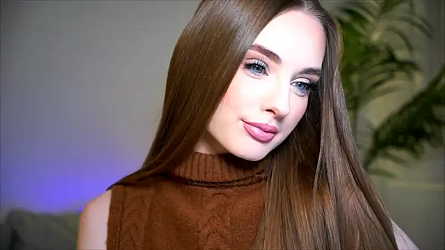 Snapshot of petitegonwiild chatting on December 19, 10:06 pm petitegonwiild online show from December 19, 10:06 pm