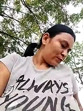 Horny-Mommy-Dirty online show from March 15, 2:34 pm