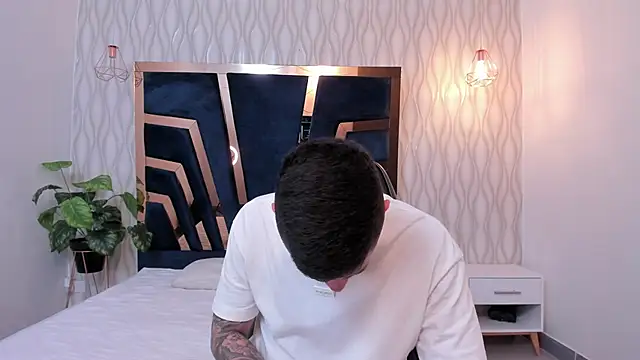 Snapshot of Yeiko_Romero_ chatting on February 17, 5:21 pm Yeiko Romero online show from February 17, 5:21 pm