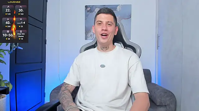 Snapshot of Yeiko_Romero_ chatting on October 1, 7:20 pm Yeiko Romero online show from October 1, 7:20 pm