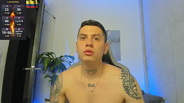 Snapshot of Yeiko_Romero_ chatting on November 28, 9:28 pm Yeiko Romero online show from November 28, 9:28 pm