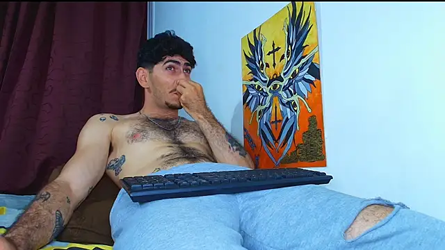 Thomass00 online show from October 28, 12:03 am