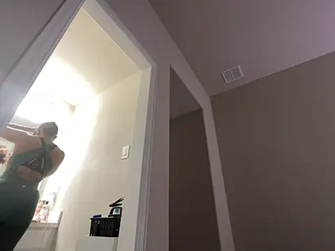 Snapshot of wynterheat chatting on October 9, 8:29 pm wynterheat online show from October 9, 8:29 pm