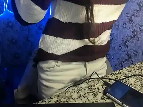 Snapshot of aarjulove chatting on February 1, 4:33 pm aarjulove online show from February 1, 4:33 pm