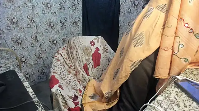 Snapshot of aarjulove chatting on March 12, 5:38 pm aarjulove online show from March 12, 5:38 pm