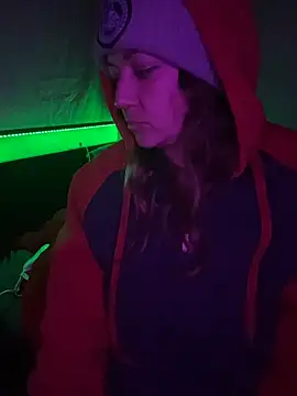 SummerV91 online show from February 17, 6:47 pm