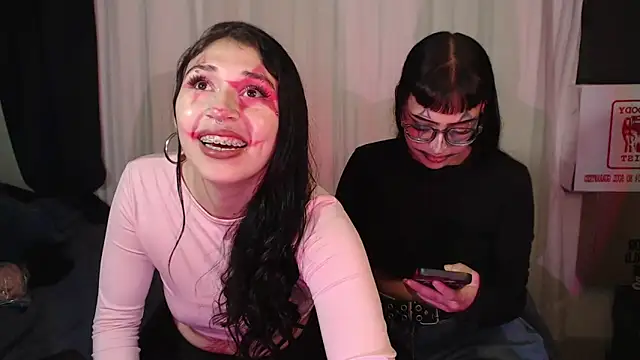 Snapshot of Zowi_Hottiee chatting on October 25, 1:46 am Zowi Hottiee online show from October 25, 1:46 am