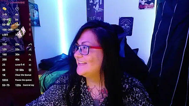 l1la Rav3n online show from February 28, 11:34 pm