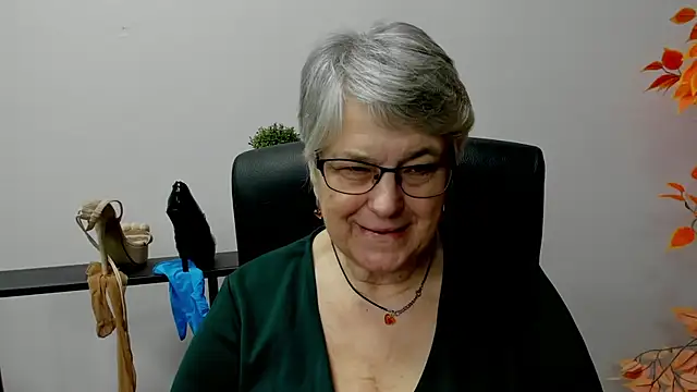 IrisDream online show from February 14, 1:51 pm