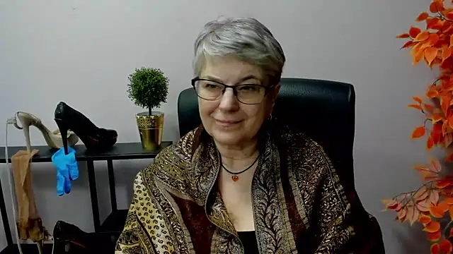 IrisDream online show from February 25, 10:58 am