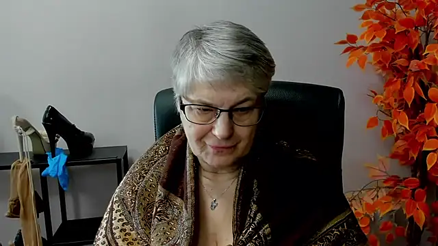 IrisDream online show from March 17, 10:49 am