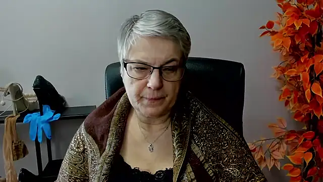 IrisDream online show from March 18, 11:08 am