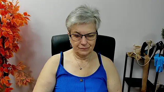 IrisDream online show from October 7, 6:10 am