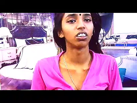 Snapshot of IndianSexySlender chatting on November 15, 5:16 am IndianSexySlender online show from November 15, 5:16 am