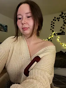 nextdoorbabygirl online show from September 25, 6:33 pm