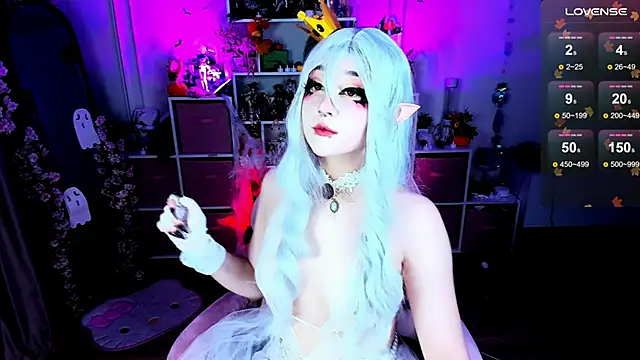 Snapshot of Aki__Ra chatting on November 3, 11:48 pm Aki Ra online show from November 3, 11:48 pm