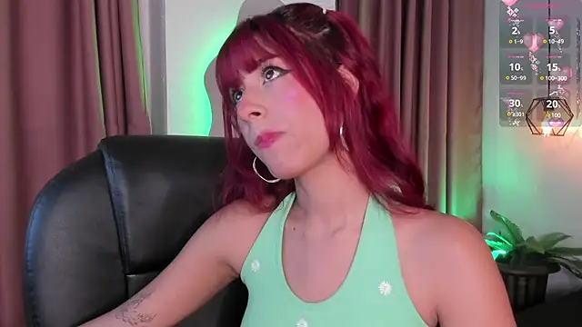 Snapshot of cloe__palmer chatting on March 17, 3:07 pm cloe palmer online show from March 17, 3:07 pm