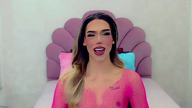 Snapshot of briana_sex32 chatting on March 3, 4:58 am briana sex32 online show from March 3, 4:58 am