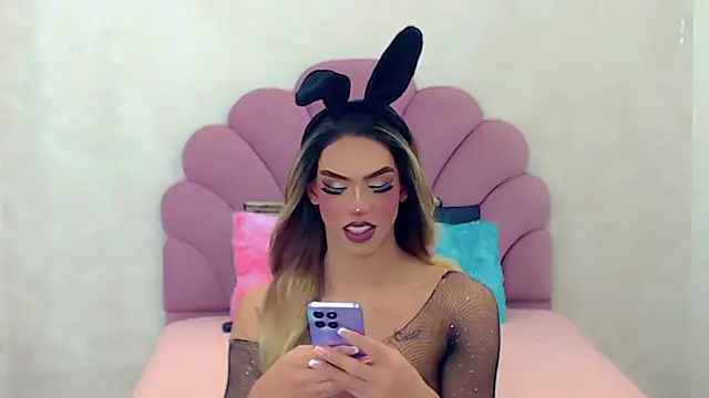 Snapshot of briana_sex32 chatting on March 9, 11:46 pm briana sex32 online show from March 9, 11:46 pm