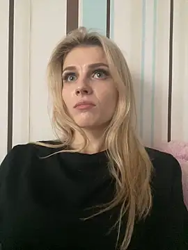 Snapshot of Liya_my chatting on December 20, 12:49 pm Liya my online show from December 20, 12:49 pm