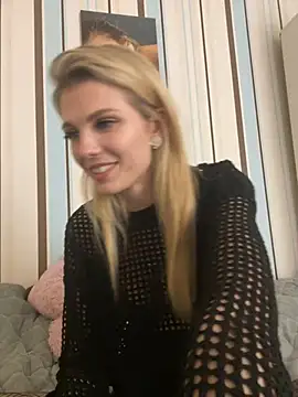 Snapshot of Liya_my chatting on March 15, 11:50 pm Liya my online show from March 15, 11:50 pm