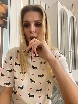 Snapshot of Liya_my chatting on March 19, 7:38 pm Liya my online show from March 19, 7:38 pm