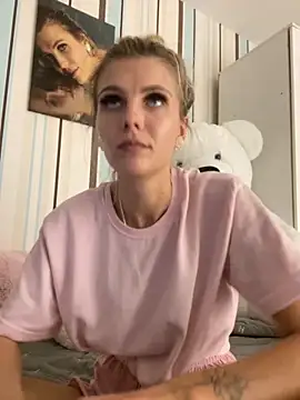 Snapshot of Liya_my chatting on September 9, 6:18 pm Liya my online show from September 9, 6:18 pm