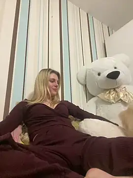 Snapshot of Liya_my chatting on March 9, 7:51 pm Liya my online show from March 9, 7:51 pm