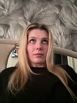 Snapshot of Liya_my chatting on April 29, 12:20 pm Liya my online show from April 29, 12:20 pm