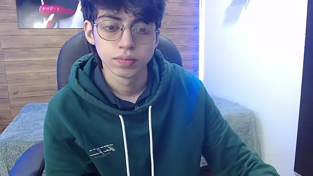 jhoellx online show from January 11, 12:50 pm