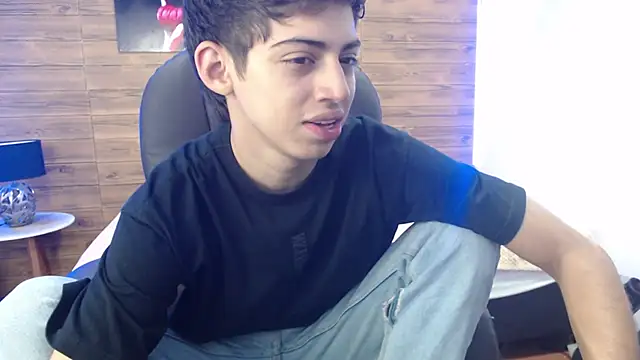 jhoellx online show from February 6, 12:37 pm