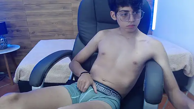 jhoellx online show from February 20, 3:30 pm