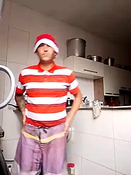 Snapshot of Fabiocapao01 chatting on December 23, 12:19 pm Fabiocapao01 online show from December 23, 12:19 pm