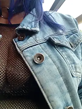 sophie banger online show from February 17, 6:03 pm